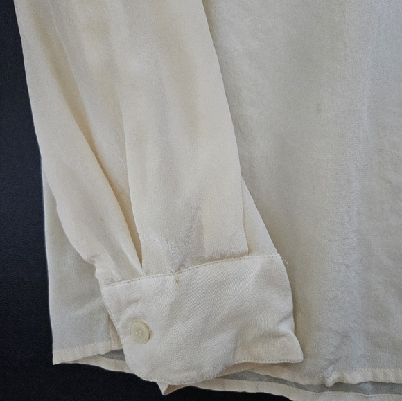 Vintage - Silk "Condor" Light Yellow Blouse - Size 7/8 - Hong Kong - Picture 2 of 9